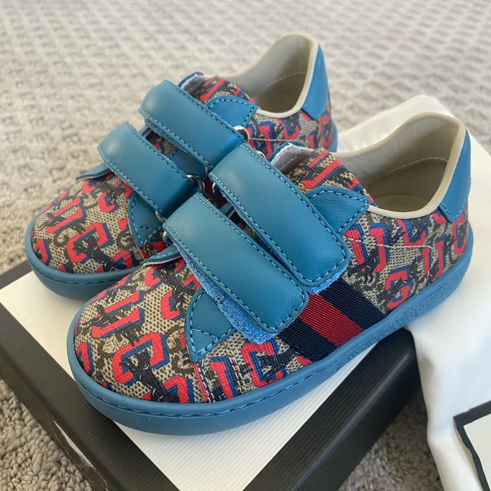 Gucci Boys / Toddler GG Supreme Sneakers